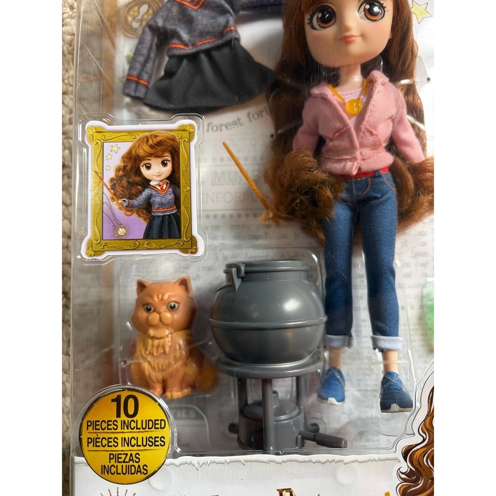 Wizarding World of Harry Potter 8" Brilliant Hermione Granger Doll Set New Seal - Picture 3 of 6